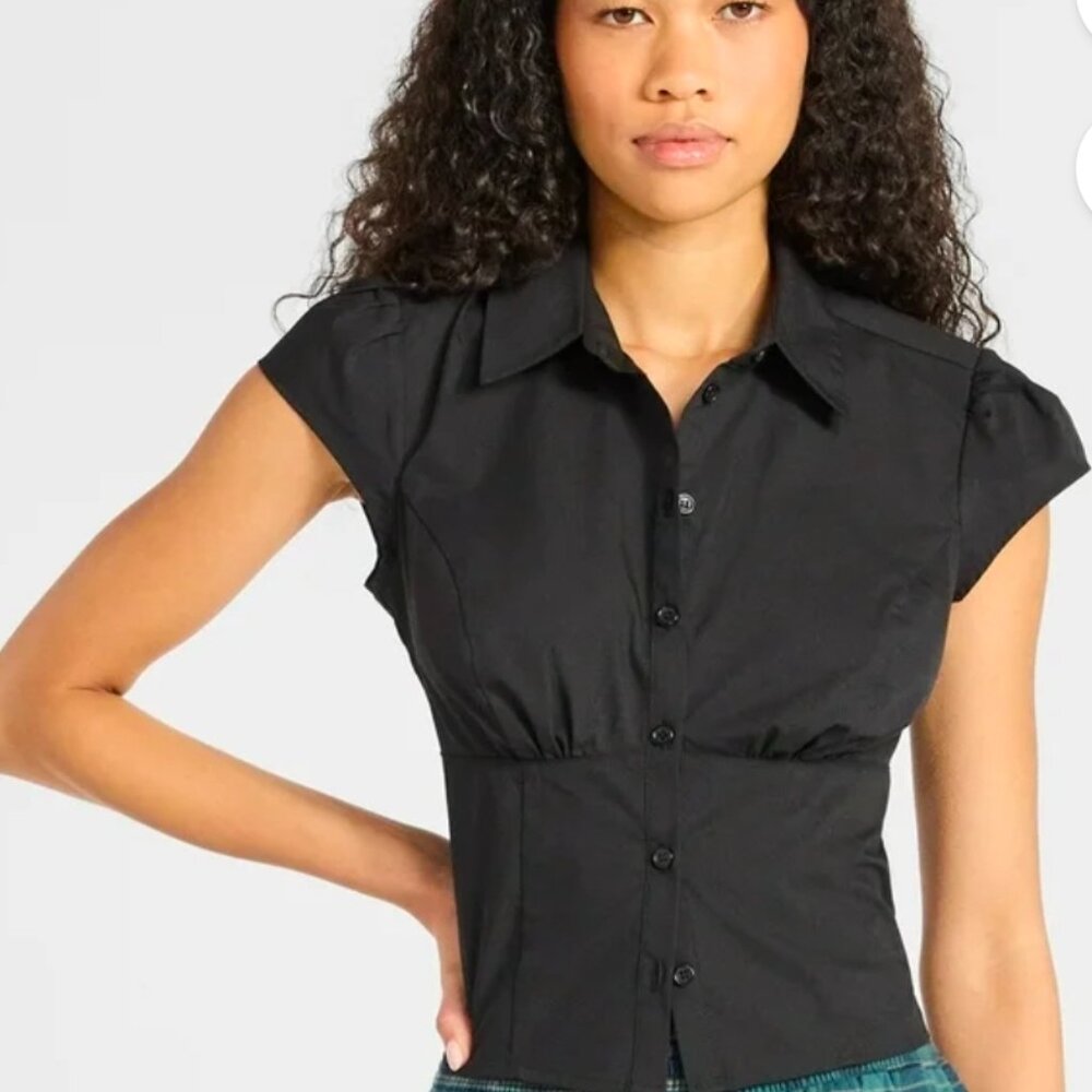 No Boundaries Womens Corset Collared Top with Cap Sleeves, black Button-Down Top